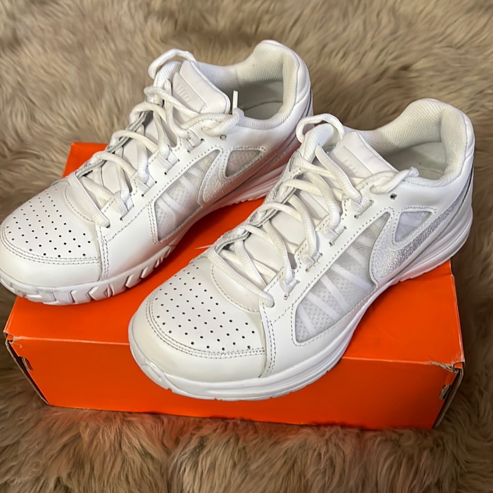 Nike Air Vapor Ace athletic shoes white size 7
